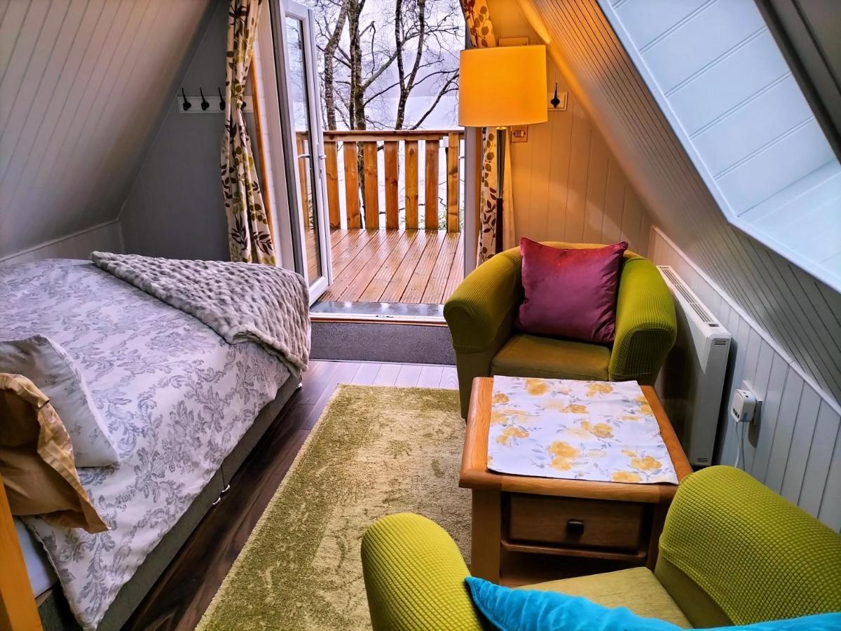Glenfinnan Retreats, Ash Cabin エクステリア 写真